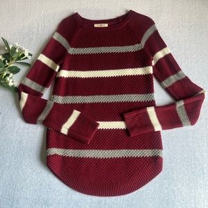 Women’s Sz M Stripe Pullover Sweater Maroon Crew Neck